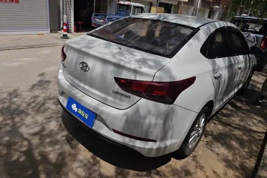 Hyundai Verna