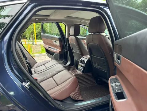 Jaguar XFL