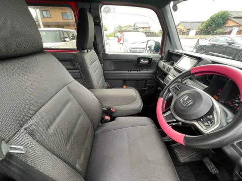 Honda N-VAN Plus Style