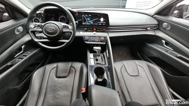 Hyundai Elantra (Avante)