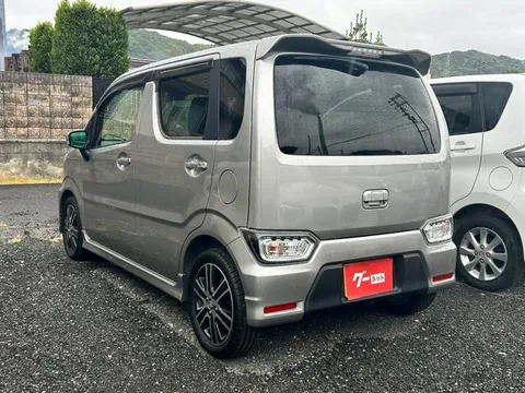 Suzuki Wagon R Stingray