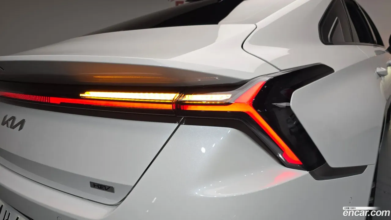 Kia K8