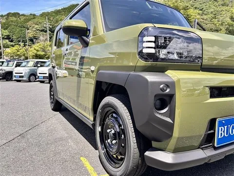 Daihatsu Taft