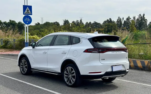 BYD Tang
