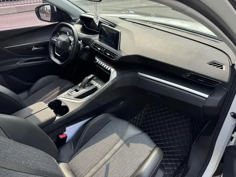 Peugeot 4008