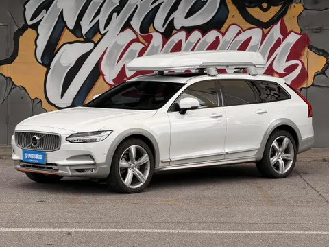 Volvo V90