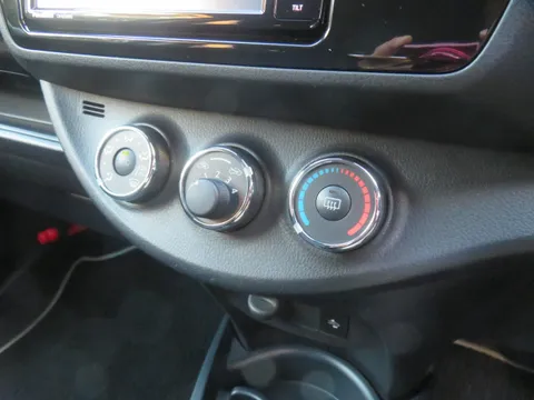 Toyota Yaris (Vitz)