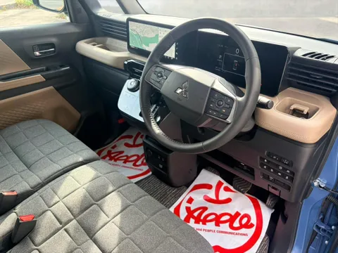 Mitsubishi Delica Mini