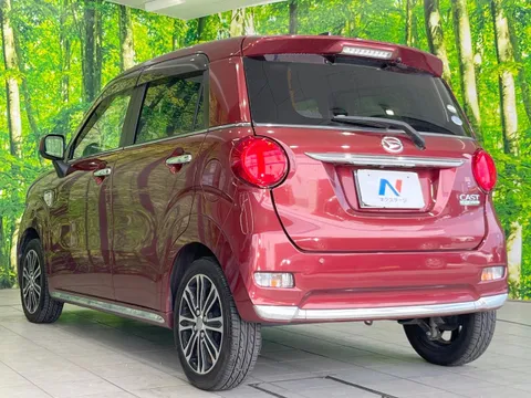 Daihatsu Cast