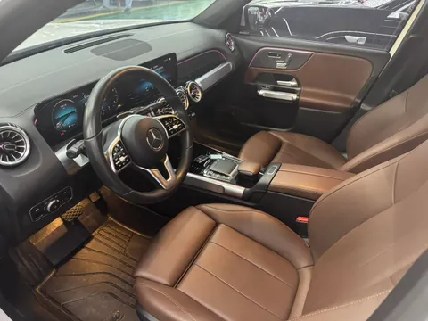 Mercedes-Benz GLB-Class