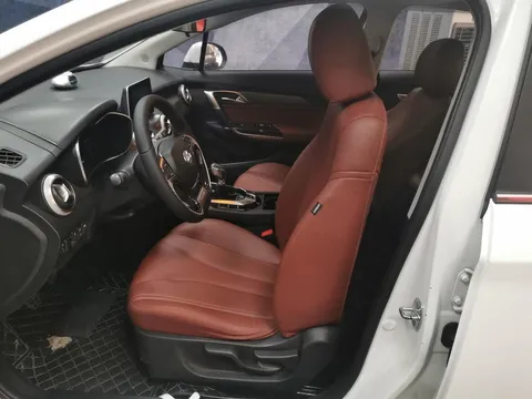 BAIC Senova D50