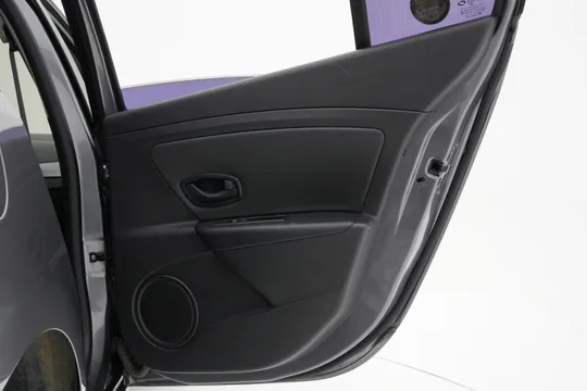 Renault SM3