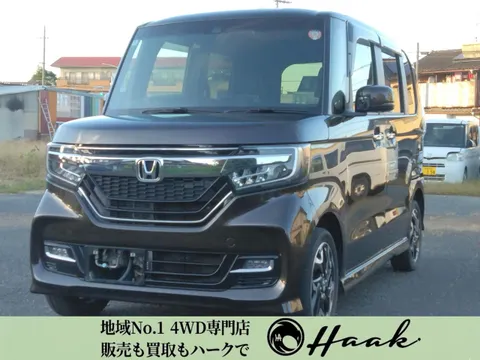 Honda N-BOX Custom