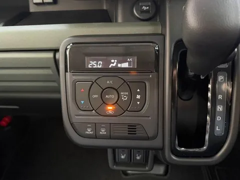 Suzuki Spacia Gear
