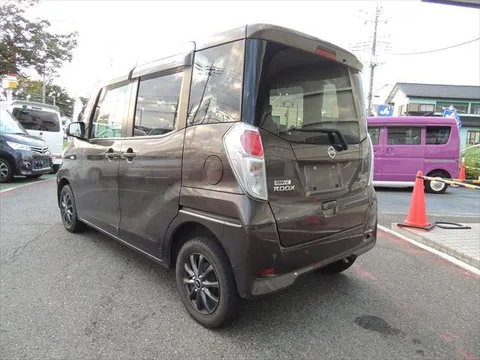 Nissan Dayz Roox