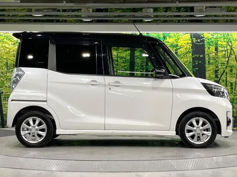 Mitsubishi eK Space Custom