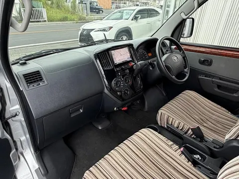 Toyota TownAce Van