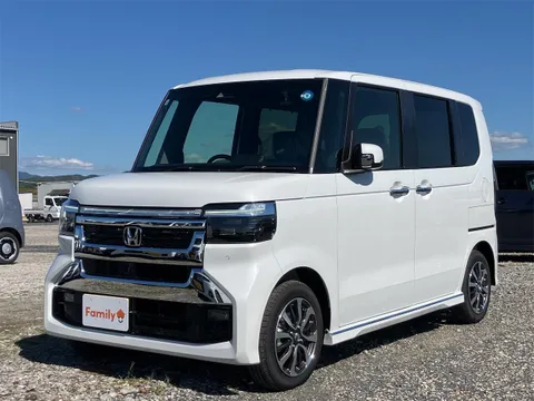 Honda N-BOX Custom