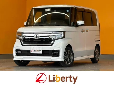 Honda N-BOX Custom