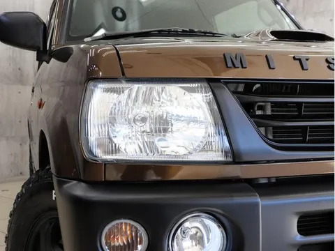 Mitsubishi Pajero Mini