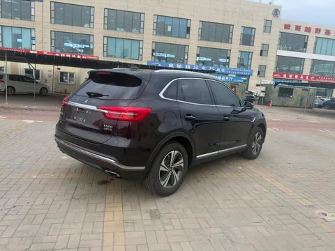 Hongqi HS5