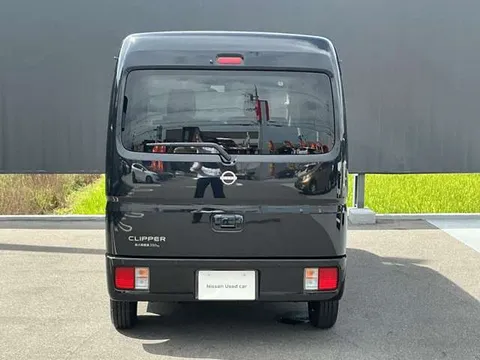 Nissan Clipper