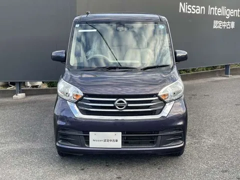 Nissan Dayz Roox