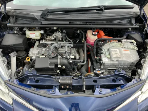 Toyota Yaris (Vitz)