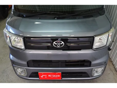 Toyota Pixis Mega