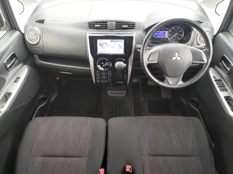 Mitsubishi eK Custom