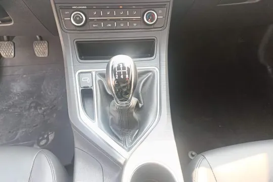 Geely Vision
