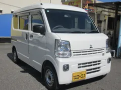 Mitsubishi Minicab Van