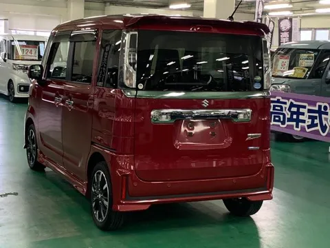 Suzuki Spacia Custom
