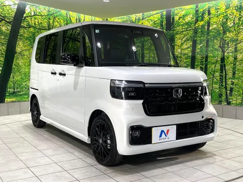 Honda N-BOX Custom