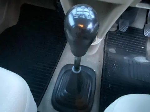 Subaru R2