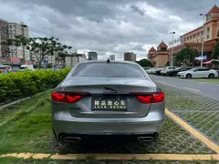 Jaguar XFL