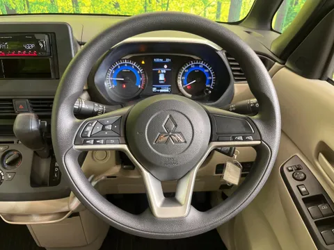 Mitsubishi eK Space
