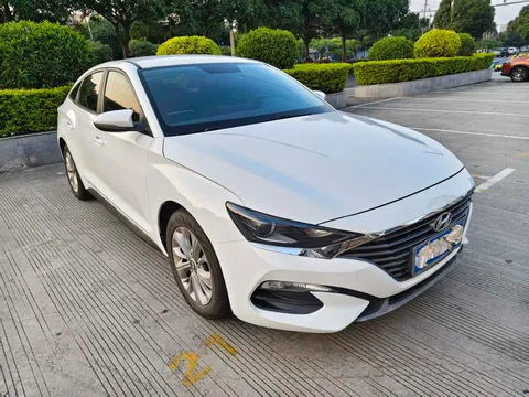 Hyundai Festa