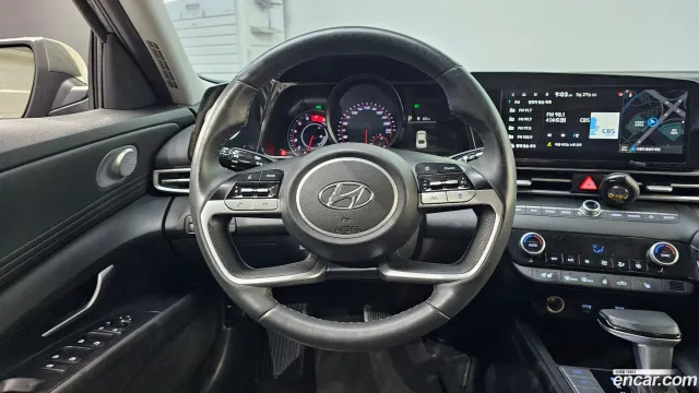 Hyundai Elantra (Avante)
