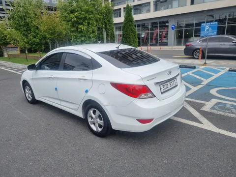 Hyundai Accent