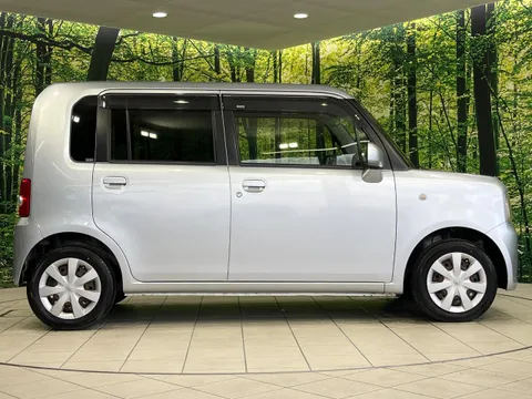 Toyota Pixis Space