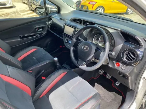 Toyota Yaris (Vitz)