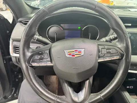 Cadillac XT4