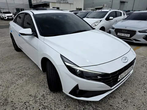 Hyundai Elantra (Avante)