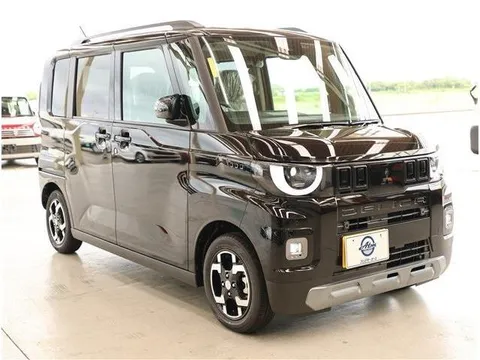 Mitsubishi Delica Mini