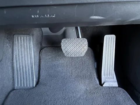 Mazda MAZDA3 Sedan