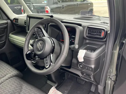 Suzuki Spacia Gear