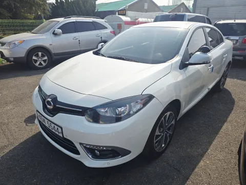 Renault SM3