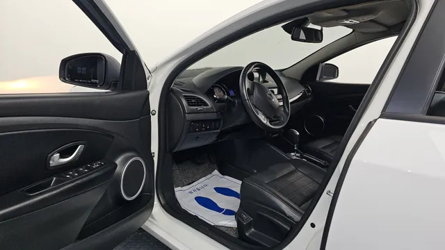 Renault SM3
