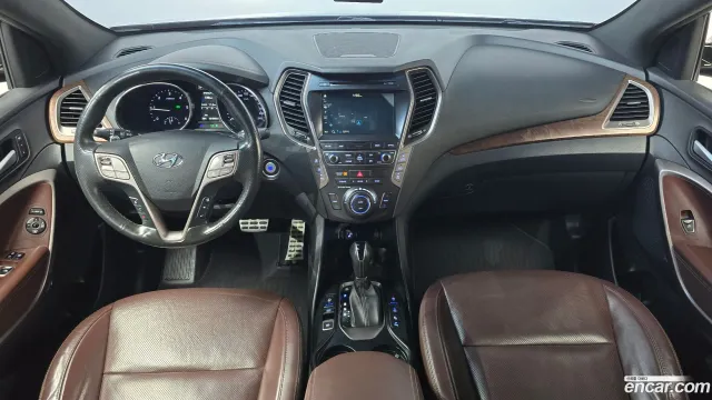 Hyundai Grand Santa Fe (Maxcruz)